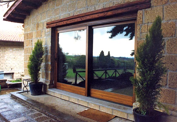Arredi fiorelli infissi in legno, finestre e serramenti per ... Finestre per esterni