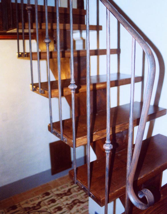 Arredi fiorelli scale in legno per interni classiche e moderne ... Scale in ferro battuto