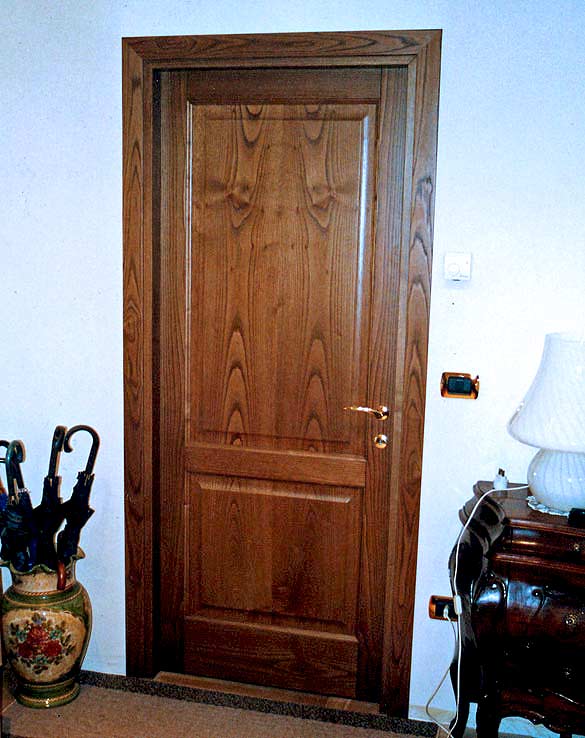 ARREDI FIORELLI - Porte in legno interne - Terni, Umbria, Perugia, Roma ARREDI FIORELLI - Porte in legno interne - Terni, Umbria, Perugia, Roma